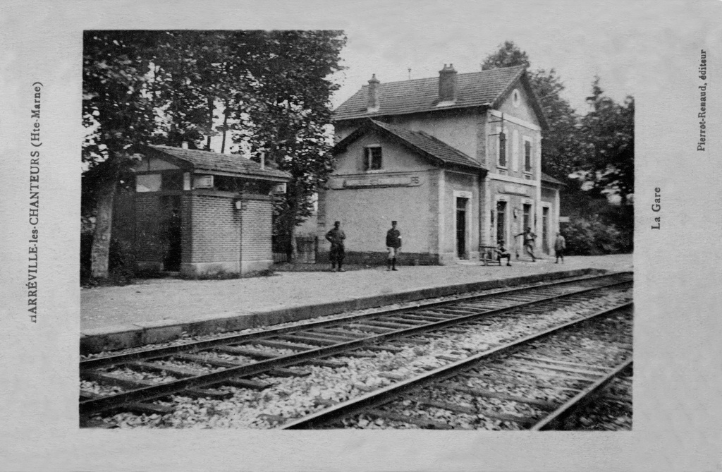 Harreville-les-Chanteurs - la Gare
