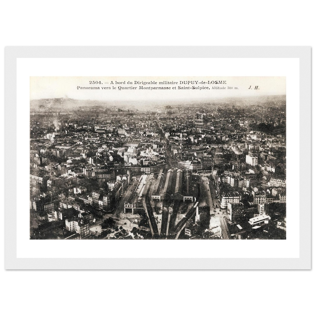 A bord du dirigeable Militaire Dupuys de Losme  panorama vers le quartier Montparnasse et  St Sulplice         Paris - Ile de France - France