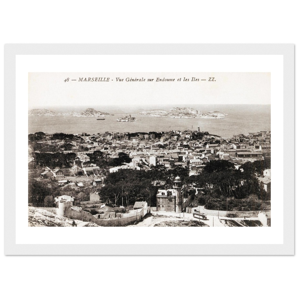 Marseille - Vue generale sur Endoume et Iles