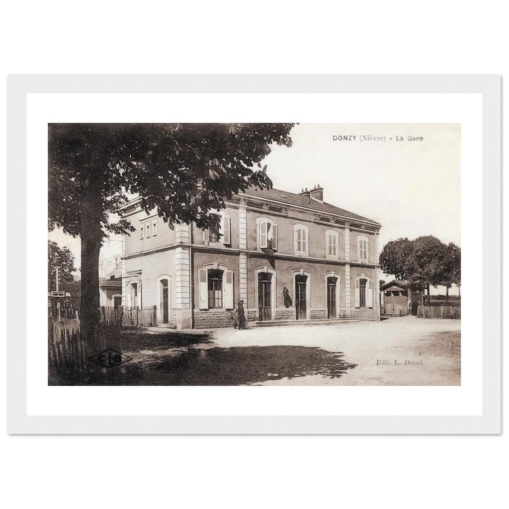 Donzy (Nievres) - La gare