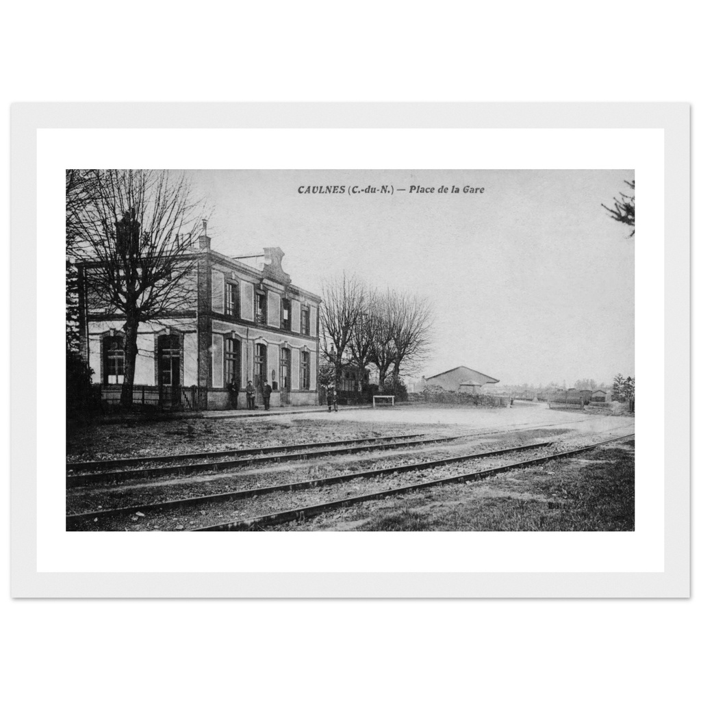 Caulnes - Place de la Gare