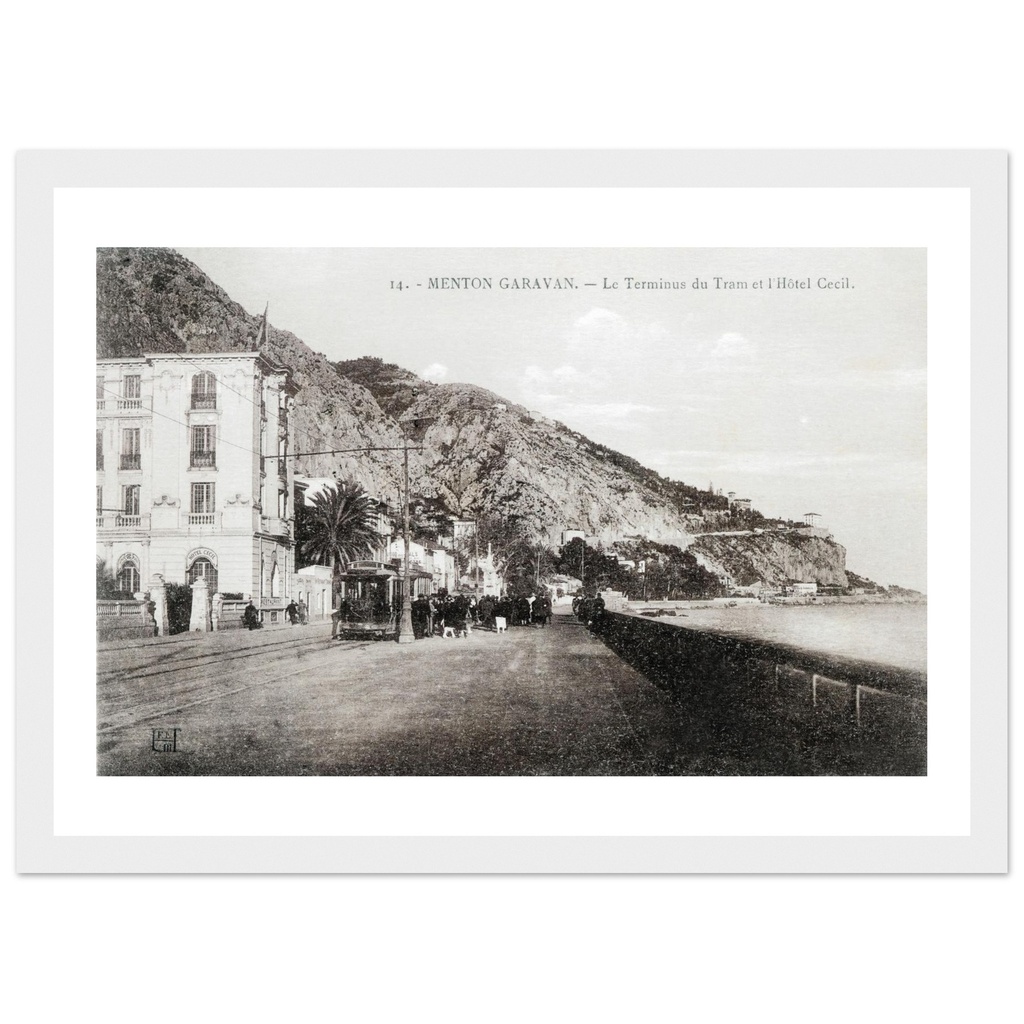 Menton Gavaran - Le Terminus du Tram et l'Hotel Cecil
