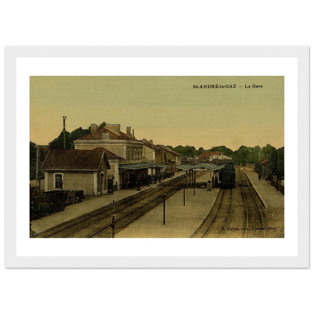 Saint-André-le-Gaz - La Gare