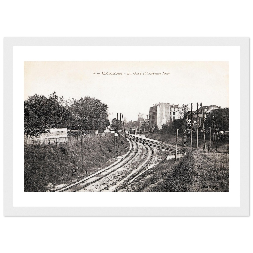 Colombes - la gare, et l'avenue Note