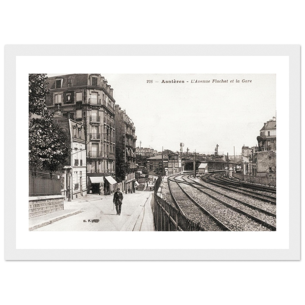 Asnieres - L'avenue Fachat et la Gare