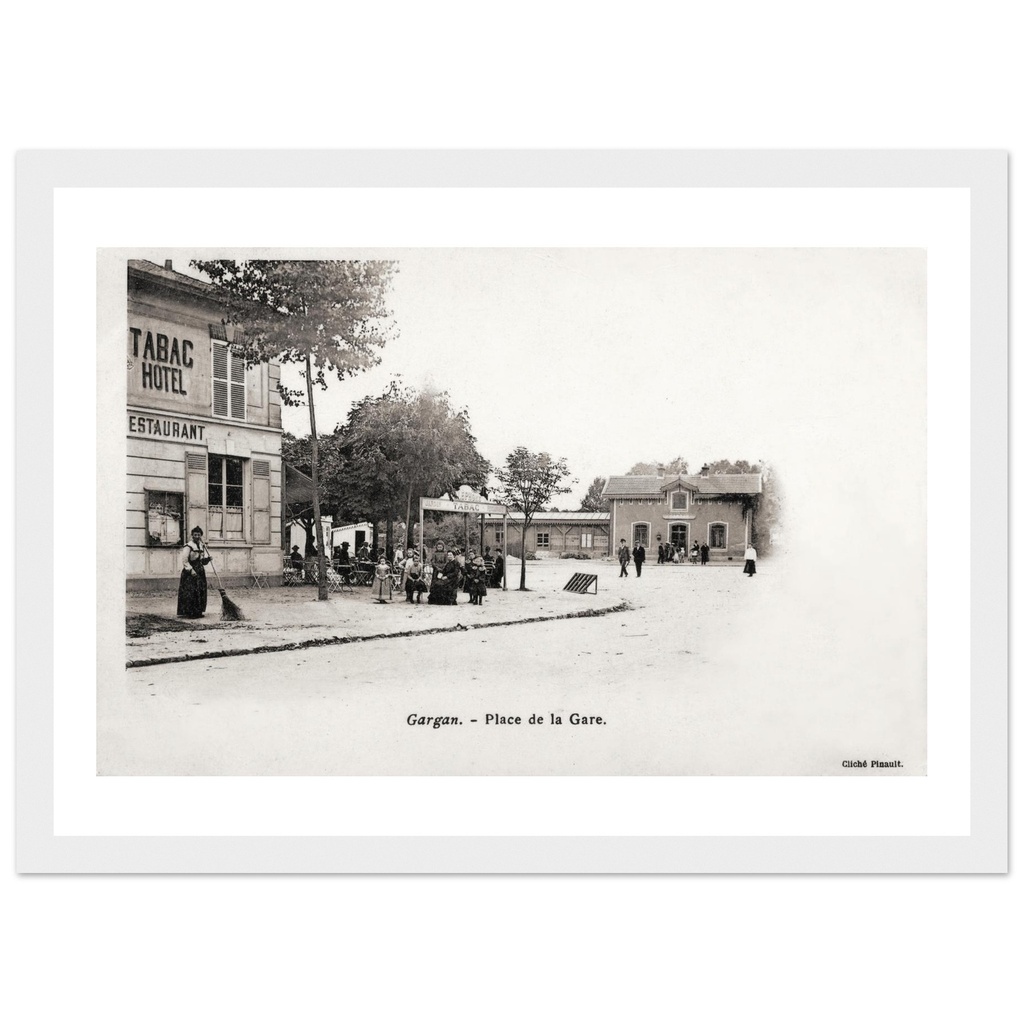 Gargan - Place de la Gare, Livry-Gargan