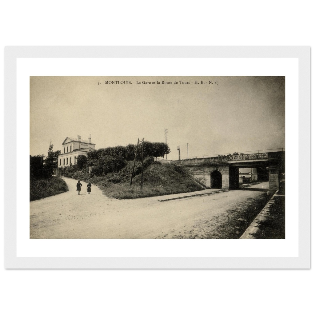 Montlouis - Cher - La gare et la route de tour