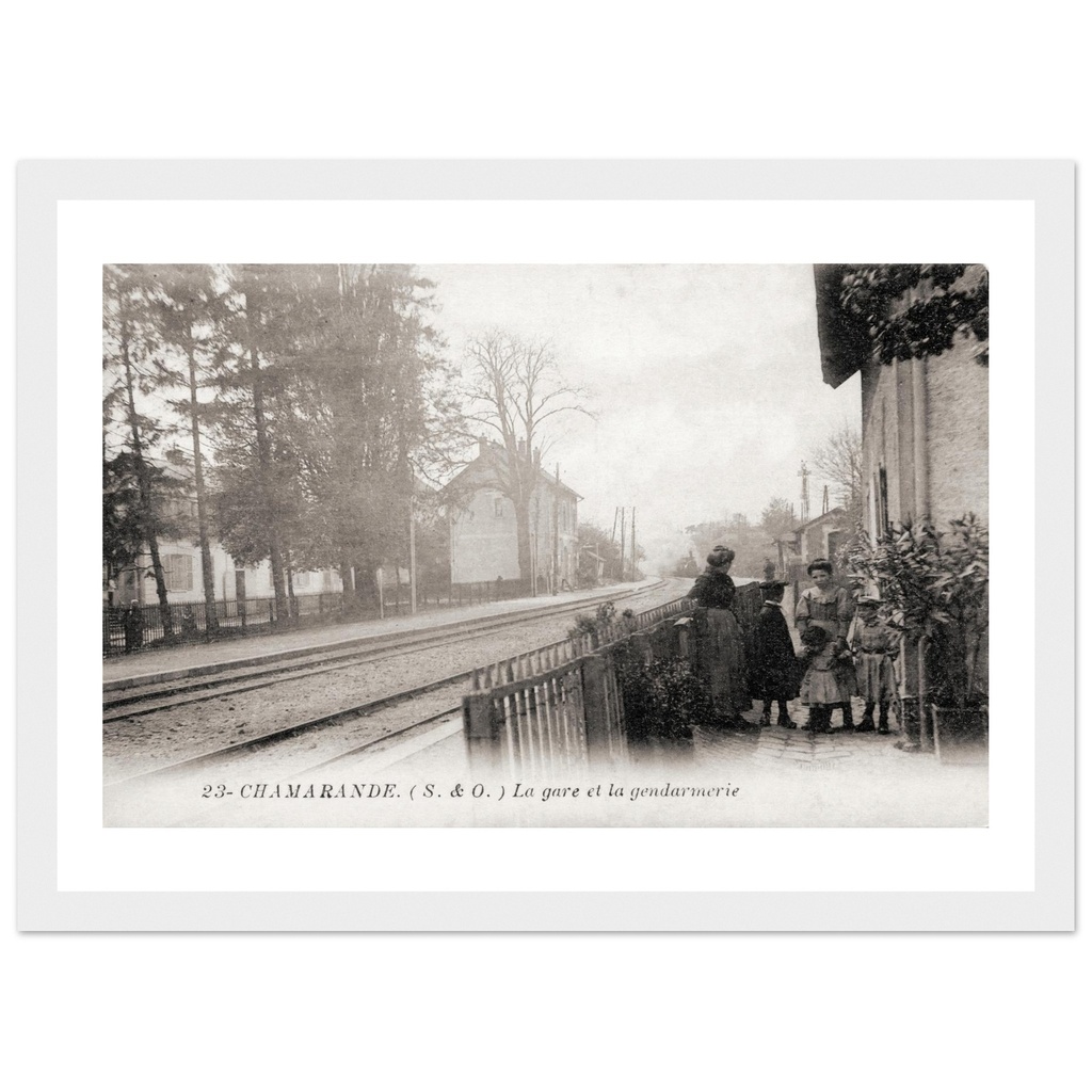 Chamarande - La Gare et la Gendarmerie