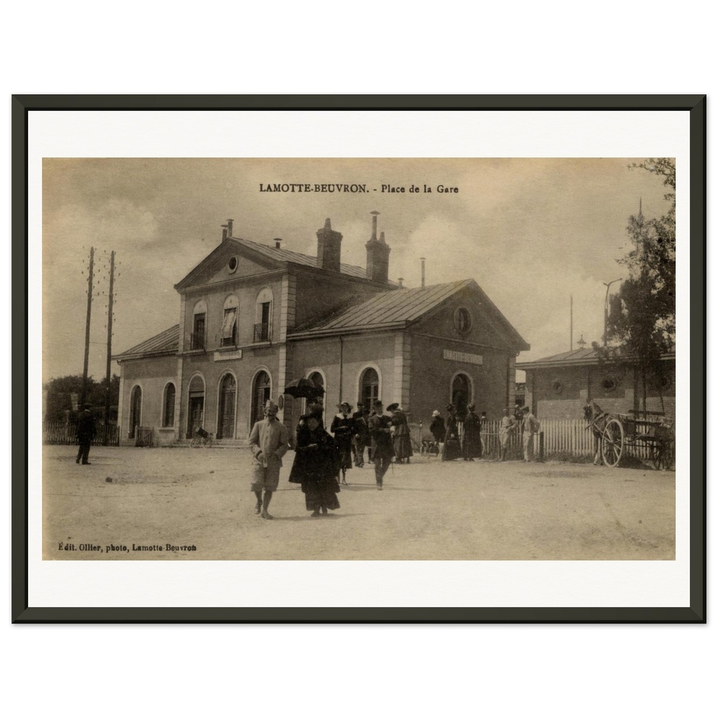 Lamotte-Beuvron - Place de la gare