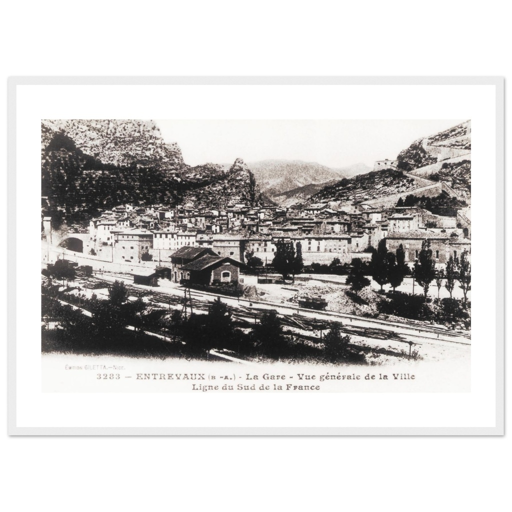 Entrevaux - La Gare - Vue generale de la Ville - Ligne du Sud de la France
