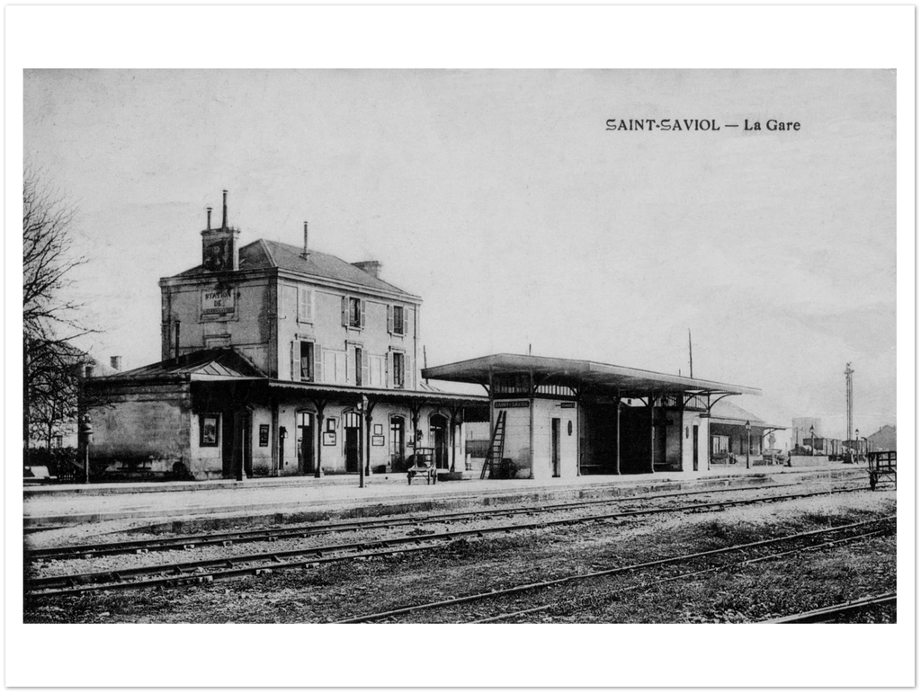 Saint-Saviol - La Gare