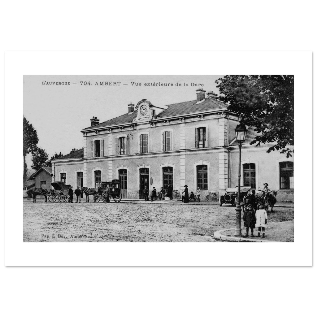 Ambert - Vue extérieure de la Gare