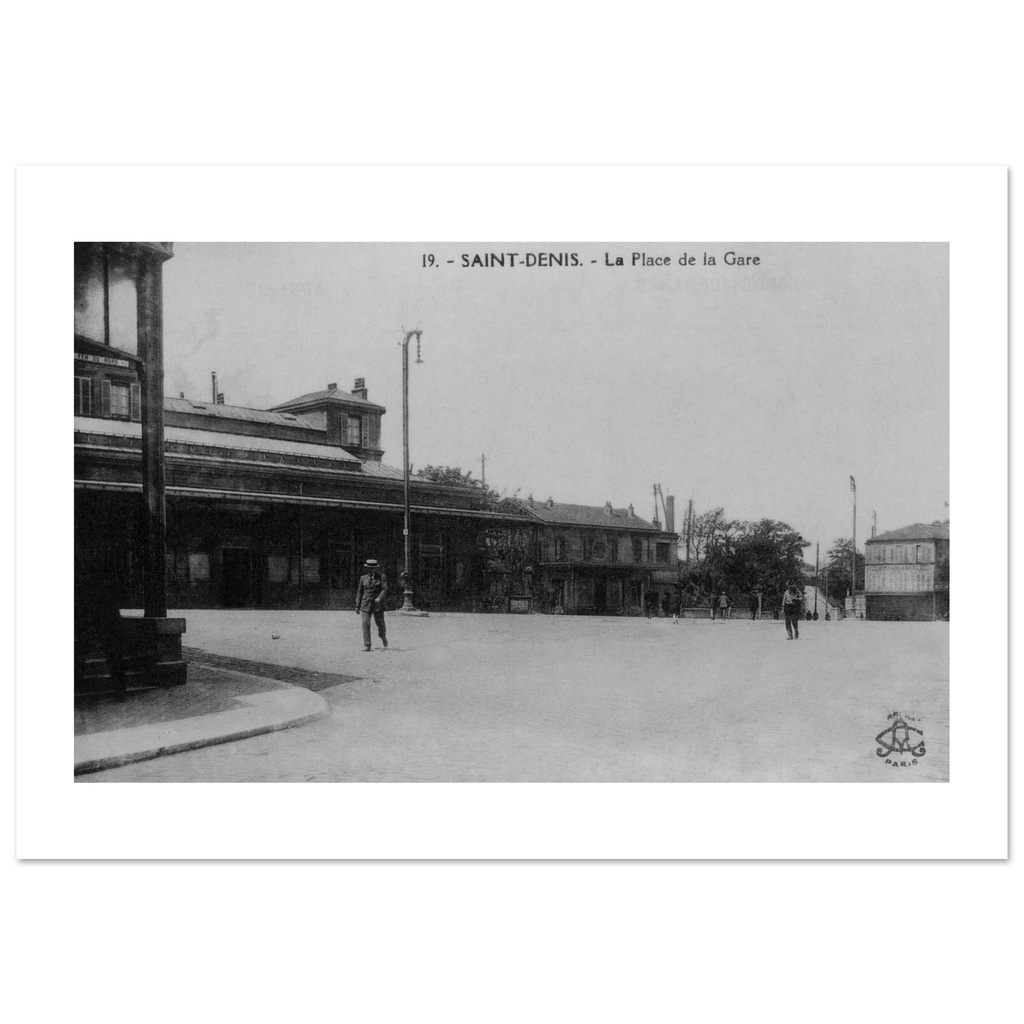 Saint-Denis - La Place de la Gare