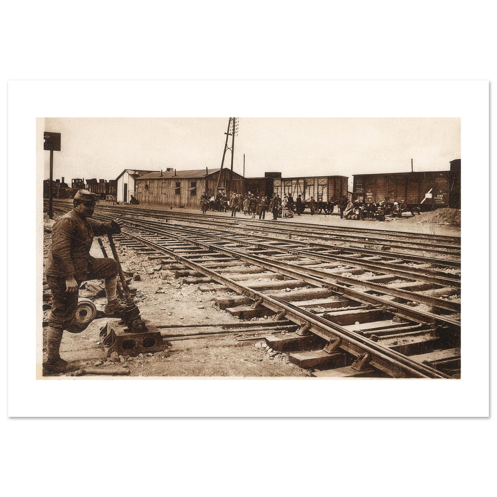 Lens-la gare, apres les  bombardements
