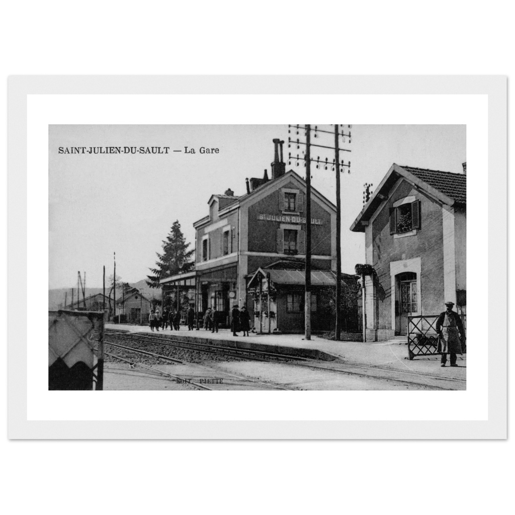 St Julien du Sault - la Gare