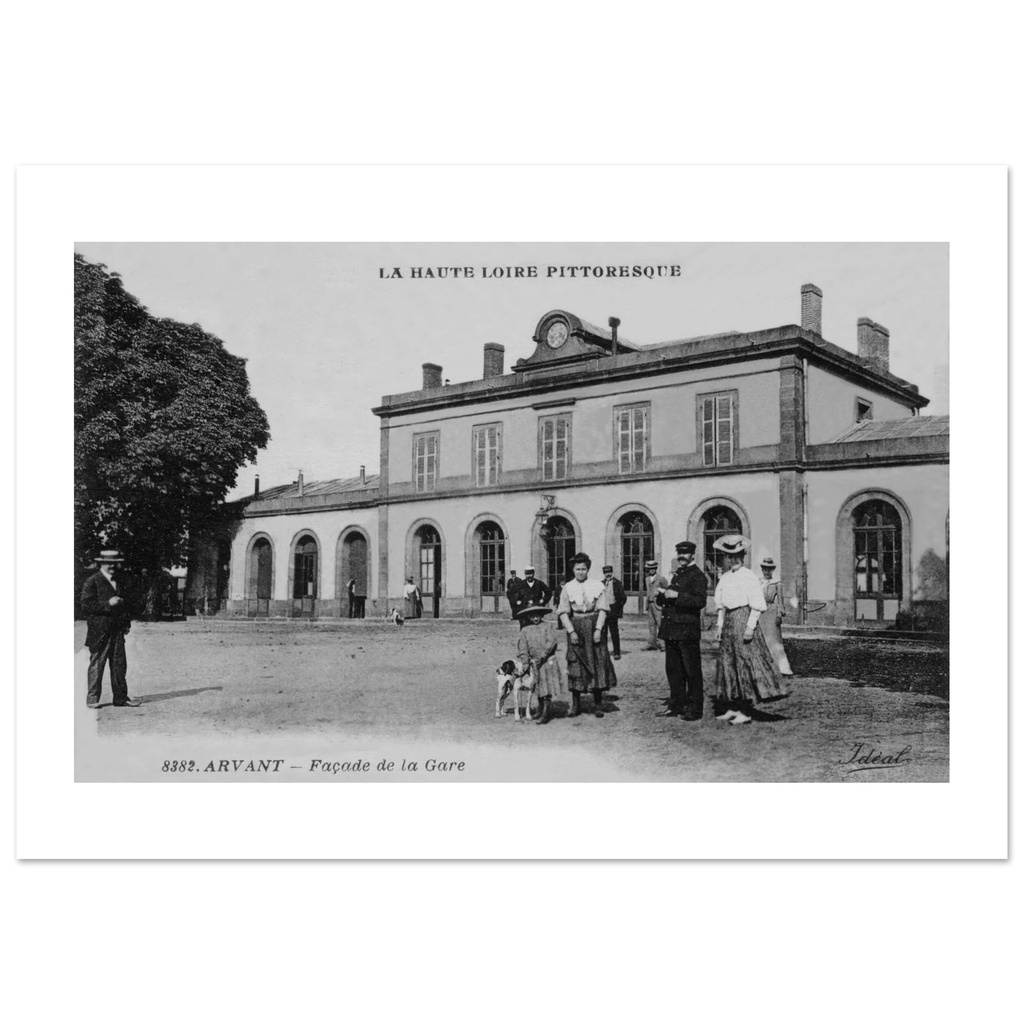 Arvant - Facade de la gare