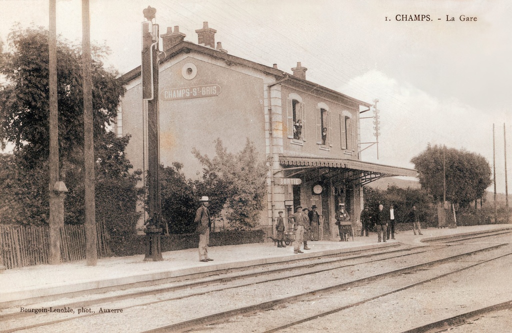 Champs - la Gare