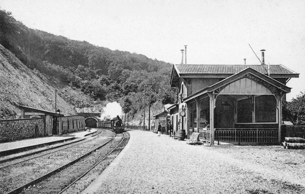 Environs de Rouen Moulineaux - La Gare