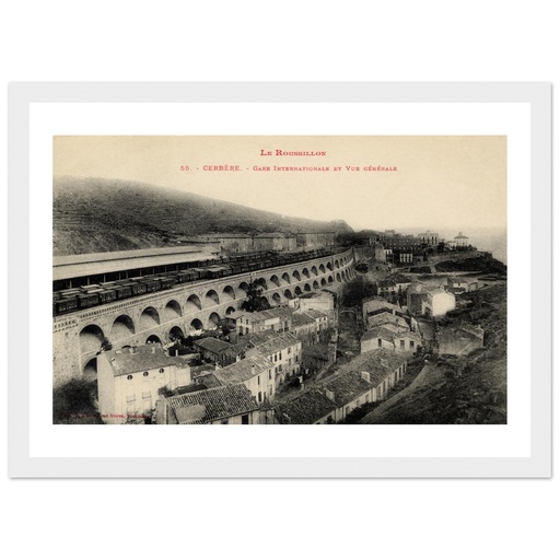 Cerbère - La Gare internationale et vue générale