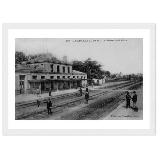 Lamballe - Intérieur de la Gare