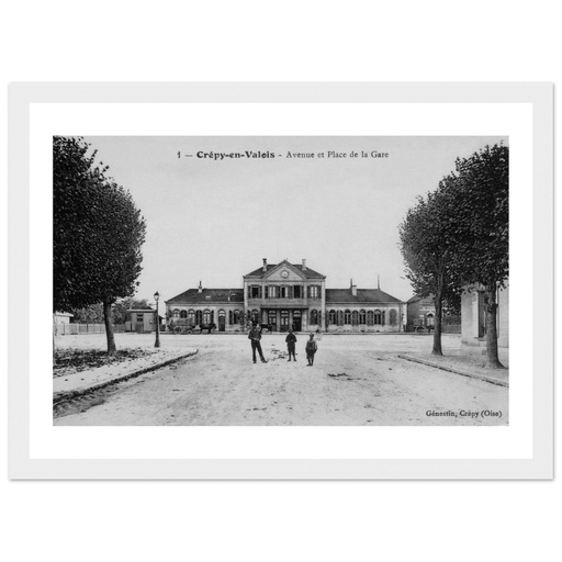 Crepy-en-Valois- Avenue et Place de la Gare