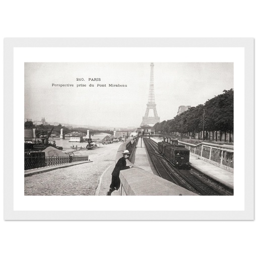 Paris : Perspective prise du Pont Mirabeau