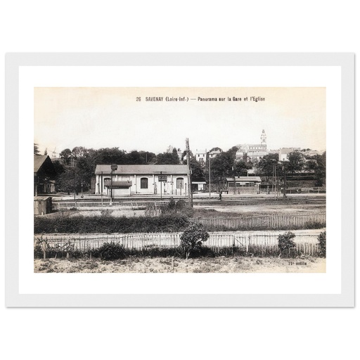 Savenay (Loire inf) -Panorama sur la Gare et l'Eglise.