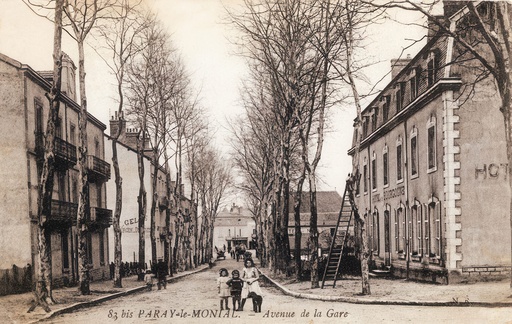 Paray-le-Monial - Avenue de la Gare