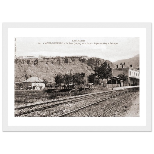 Montdauphin - Le Fort (1050) et la Gare - Ligne de Gap a Briancon