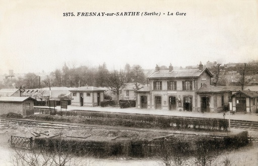 Fresnay-sur-Sarthe - La Gare (1875)