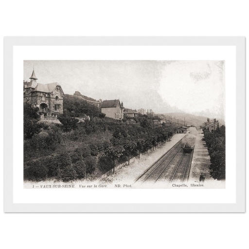 Vaux sur Seine - Vue sur la gare