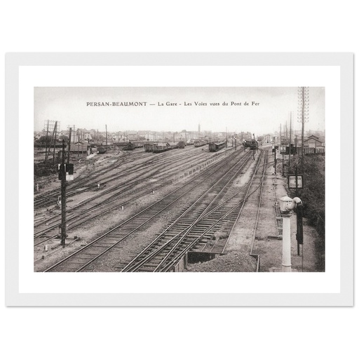 Persan Beaumont - La Gare vue du Pont de fer