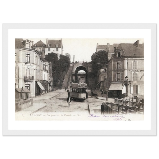 Le Mans - Vue prise vers le tunnel