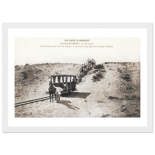 La Cote d'Argent - Cap-Ferret, par Arcachon, tram d'escursion dans les dunes a la porte du Cap (Service du Cap a l'Ocean)