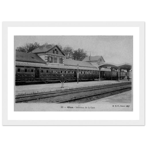 Gien - Interieur de la Gare