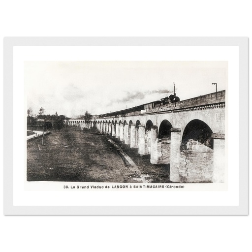 Le grand Viaduc de Langon a Saint Macaire (Gironde)