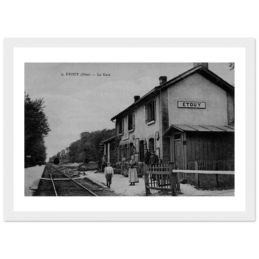 Étouvy - La Gare