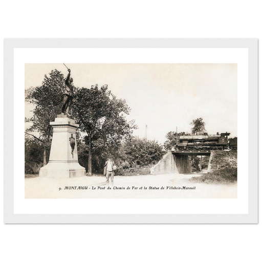 Montaigu - Le Pont du chemin de fer et la statue de Villebois-Mareuil