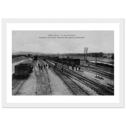 Bueil - La gare inférieure - Perspective de la petite vitesse et des coteaux de Gainville