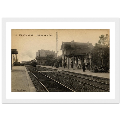 MontMagny - Interieur de la Gare