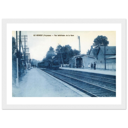 Le Genest (Mayenne) - Vue interieure de la gare