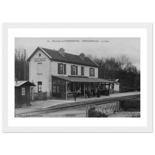 VIEUX-MOULIN - La Gare , Environs de PIERREFONDS