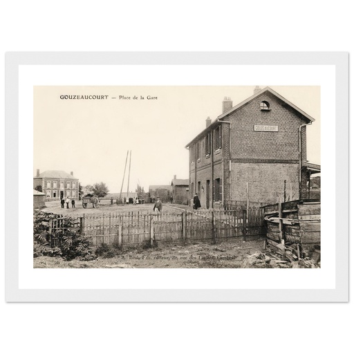 Gouzeaucourt- Place de la Gare