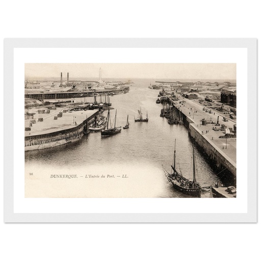 Dunkerque-l'entree du port