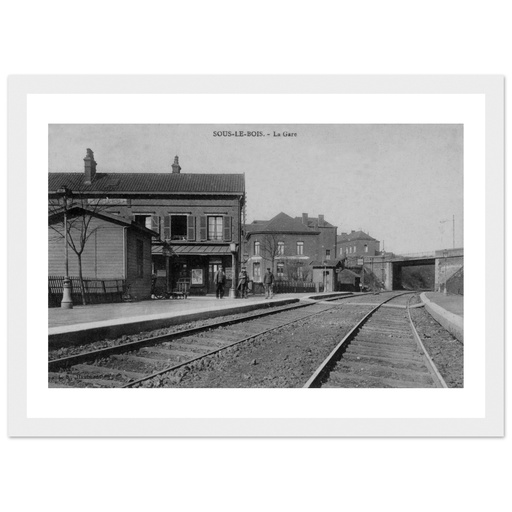 SOUS-LE-BOIS - La Gare