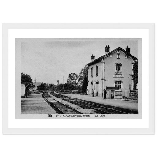 Ainay-le-Vieil - La gare