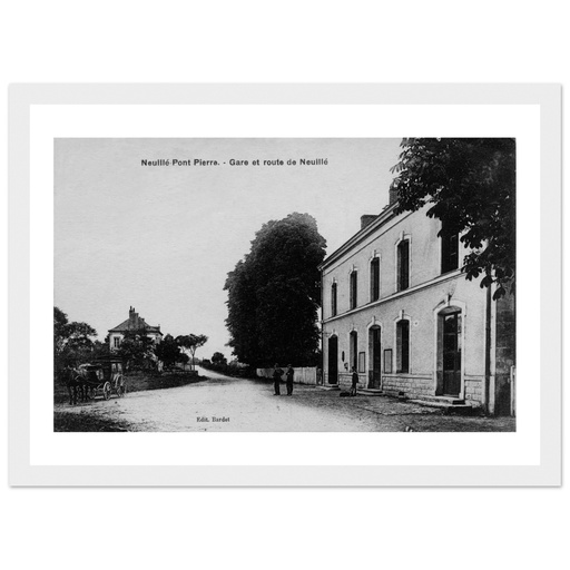 Neuville-Pont-Pierre - Gare et route de Neuille