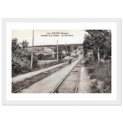 Voutré (Mayenne) - Carrières de la Kabylie - La voie ferrée