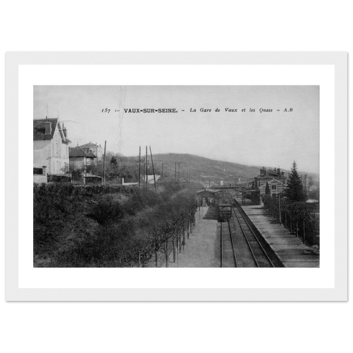 Vaux sur Seine - la Gare de vaux et les Quais