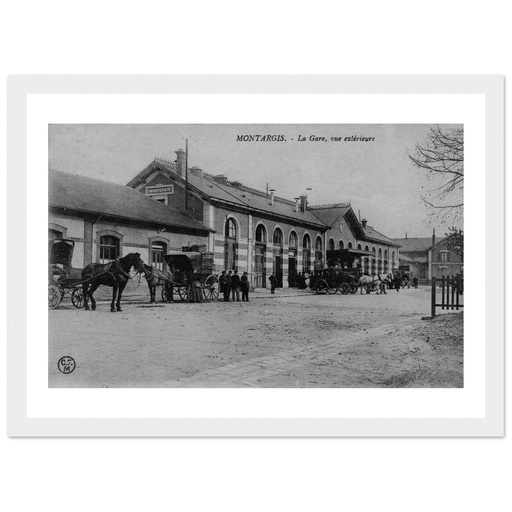 Montargis - La Gare exterieure